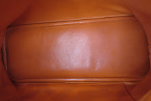 Load image into Gallery viewer, HERMES／BOLIDE 31 Clemence leather Orange □I Engraving Shoulder bag 700050091
