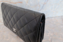 Load image into Gallery viewer, CHANEL Matelasse chain wallet Caviar skin Black/Silver hadware Shoulder bag 700010150
