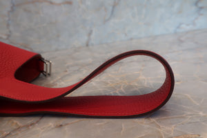 HERMES PICOTIN LOCK GM Clemence leather Rouge casaque □Q Engraving Hand bag 700100083