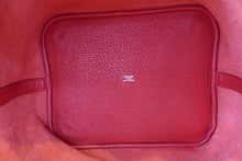 Load image into Gallery viewer, HERMES PICOTIN LOCK GM Clemence leather Rouge casaque □Q Engraving Hand bag 700100083
