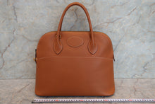 Load image into Gallery viewer, HERMES BOLIDE 35 Graine Couchevel leather Gold 〇U Engraving Hand bag 700060204
