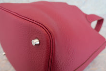 Load image into Gallery viewer, HERMES PICOTIN LOCK MM Clemence leather Ruby □N Engraving Hand bag 700050139
