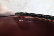 Load image into Gallery viewer, CHANEL Matelasse chain wallet Caviar skin Black/Silver hadware Shoulder bag 700010150
