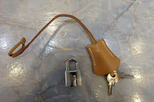 HERMES／エルメス ケリー32 ボックスカーフ ナチュラルサブレ □E刻印 ショルダーバッグ 700070291
