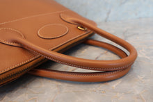 Load image into Gallery viewer, HERMES BOLIDE 35 Graine Couchevel leather Gold 〇U Engraving Hand bag 700060204
