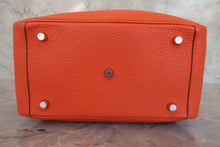 将图片加载到图库查看器，HERMES LINDY 26 Clemence leather Orange poppy U刻印 Shoulder bag 800030116
