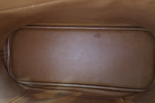 Load image into Gallery viewer, HERMES BOLIDE 35 Graine Couchevel leather Gold 〇U Engraving Hand bag 700060204
