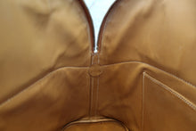 Load image into Gallery viewer, HERMES BOLIDE 35 Graine Couchevel leather Gold 〇U Engraving Hand bag 700060204

