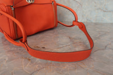 将图片加载到图库查看器，HERMES LINDY 26 Clemence leather Orange poppy U刻印 Shoulder bag 800030116
