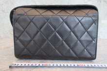 画像をギャラリービューアに読み込む, CHANEL/シャネル マトラッセショルダーバッグ ラムスキン ブラック/ゴールド金具 ショルダーバッグ 800040138
