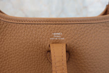 画像をギャラリービューアに読み込む, HERMES／エルメス エブリンTPM トリヨンクレマンス ビスキュイ K刻印 ショルダーバッグ 800060166
