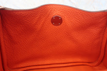 将图片加载到图库查看器，HERMES LINDY 26 Clemence leather Orange poppy U刻印 Shoulder bag 800030116
