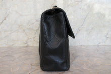 画像をギャラリービューアに読み込む, CHANEL/シャネル 中マトラッセシングルフラップチェーンショルダーバッグ キャビアスキン ブラック/シルバー金具 ショルダーバッグ 700110137
