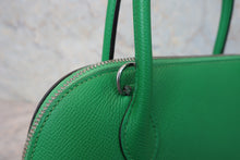Load image into Gallery viewer, HERMES BOLIDE 27  Epsom leather Bambou □R Engraving Shoulder bag 800090149
