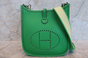 HERMES  EVELYNE TPM Clemence leather Bambou □R刻印 Shoulder bag 700080034