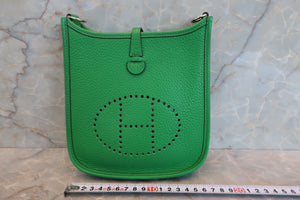HERMES  EVELYNE TPM Clemence leather Bambou □R刻印 Shoulder bag 700080034
