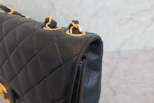 将图片加载到图库查看器，CHANEL/香奈儿 中号CF 单盖包 链条包 羊皮 Black/Gold hadware(黑色/金色金属) 肩背包 600090074
