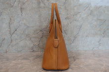 Load image into Gallery viewer, HERMES／BOLIDE 31 Pigskin Natural ○X Engraving Shoulder bag 700070296
