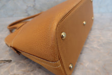 Load image into Gallery viewer, HERMES／BOLIDE 31 Pigskin Natural ○X Engraving Shoulder bag 700070296
