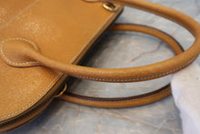 Load image into Gallery viewer, HERMES／BOLIDE 31 Pigskin Natural ○X Engraving Shoulder bag 700070296
