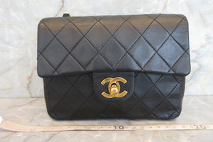 CHANEL Mini Matelasse single flap chain shoulder bag Lambskin Black/Gold hadware Shoulder bag 600110100