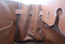 将图片加载到图库查看器，HERMES BIRKIN 35 Ardennes leather Brown □A刻印 Hand bag 600100186
