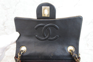 CHANEL Mini Matelasse single flap chain shoulder bag Lambskin Black/Gold hadware Shoulder bag 600110100