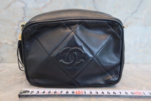 CHANEL CC mark fringe chain shoulder bag Lambskin Navy/Gold hadware Shoulder bag 700100053