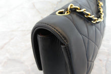 Load image into Gallery viewer, CHANEL  Diana matelasse chain shoulder bag Lambskin Black/Gold hadware Shoulder bag 700010152
