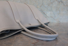 Load image into Gallery viewer, HERMES GARDEN PARTY ＰＭ Negonda leather Pearl gray □Q Engraving Tote bag 800090115
