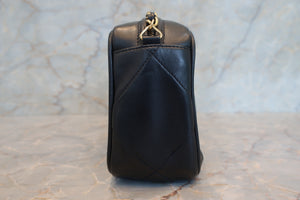 CHANEL CC mark fringe chain shoulder bag Lambskin Navy/Gold hadware Shoulder bag 700100053