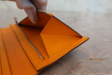 画像をギャラリービューアに読み込む, HERMES／エルメス ベアンスフレ ヴォーエプソン ソレイユ □P刻印 財布 800020175

