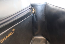 画像をギャラリービューアに読み込む, CHANEL/シャネル 中マトラッセシングルフラップチェーンショルダーバッグ ラムスキン ブラック/ゴールド金具 ショルダーバッグ 700110113
