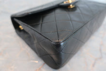 Load image into Gallery viewer, CHANEL Mini Matelasse single flap chain shoulder bag Lambskin Black/Gold hadware Shoulder bag 600050125
