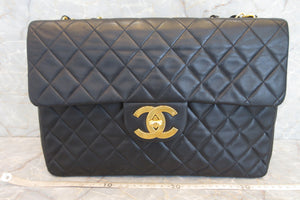 CHANEL Big Matelasse Single flap chain shoulder bag Lambskin Black/Gold hadware Shoulder bag 600120025