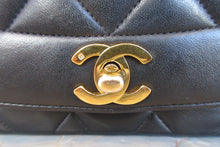 Load image into Gallery viewer, CHANEL  Diana matelasse chain shoulder bag Lambskin Black/Gold hadware Shoulder bag 700010152
