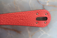 Load image into Gallery viewer, HERMES LINDY 26 Clemence leather Rose jaipur D Engraving Shoulder bag 700080002

