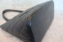 画像をギャラリービューアに読み込む, CHANEL/シャネル 復刻トート トートバッグ キャビアスキン ブラック/ゴールド金具 700110117
