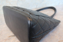 画像をギャラリービューアに読み込む, CHANEL/シャネル 復刻トート トートバッグ キャビアスキン ブラック/ゴールド金具 700110117
