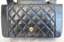 Load image into Gallery viewer, CHANEL  Diana matelasse chain shoulder bag Lambskin Black/Gold hadware Shoulder bag 700010152
