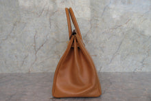 Load image into Gallery viewer, HERMES BIRKIN 35 Box carf leather Natural □F Engraving Hand bag 600120231
