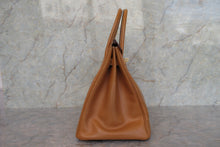 Load image into Gallery viewer, HERMES BIRKIN 35 Box carf leather Natural □F Engraving Hand bag 600120231
