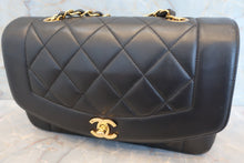 Load image into Gallery viewer, CHANEL  Diana matelasse chain shoulder bag Lambskin Black/Gold hadware Shoulder bag 700100010
