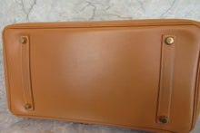 Load image into Gallery viewer, HERMES BIRKIN 35 Box carf leather Natural □F Engraving Hand bag 600120231
