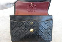 Load image into Gallery viewer, CHANEL Matelasse double flap double chain shoulder bag Lambskin Black/Gold hadware Shoulder bag 700070154
