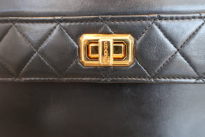 CHANEL/香奈儿 2.55 梯形 链条包 羊皮 Black/Gold hadware(黑色/金色金属) 肩背包 600080023