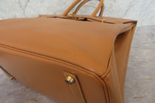 Load image into Gallery viewer, HERMES BIRKIN 35 Box carf leather Natural □F Engraving Hand bag 600120231
