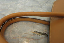 Load image into Gallery viewer, HERMES BIRKIN 35 Box carf leather Natural □F Engraving Hand bag 600120231
