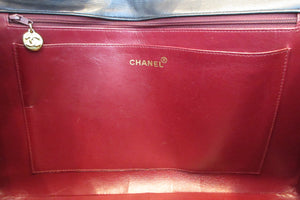 CHANEL Big Matelasse Single flap chain shoulder bag Lambskin Black/Gold hadware Shoulder bag 600120025