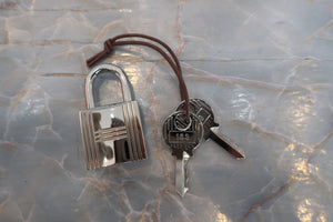 HERMES／エルメス ピコタンロックＰＭ トリヨンクレマンス ブルーペール Y刻印 ハンドバッグ 700080005